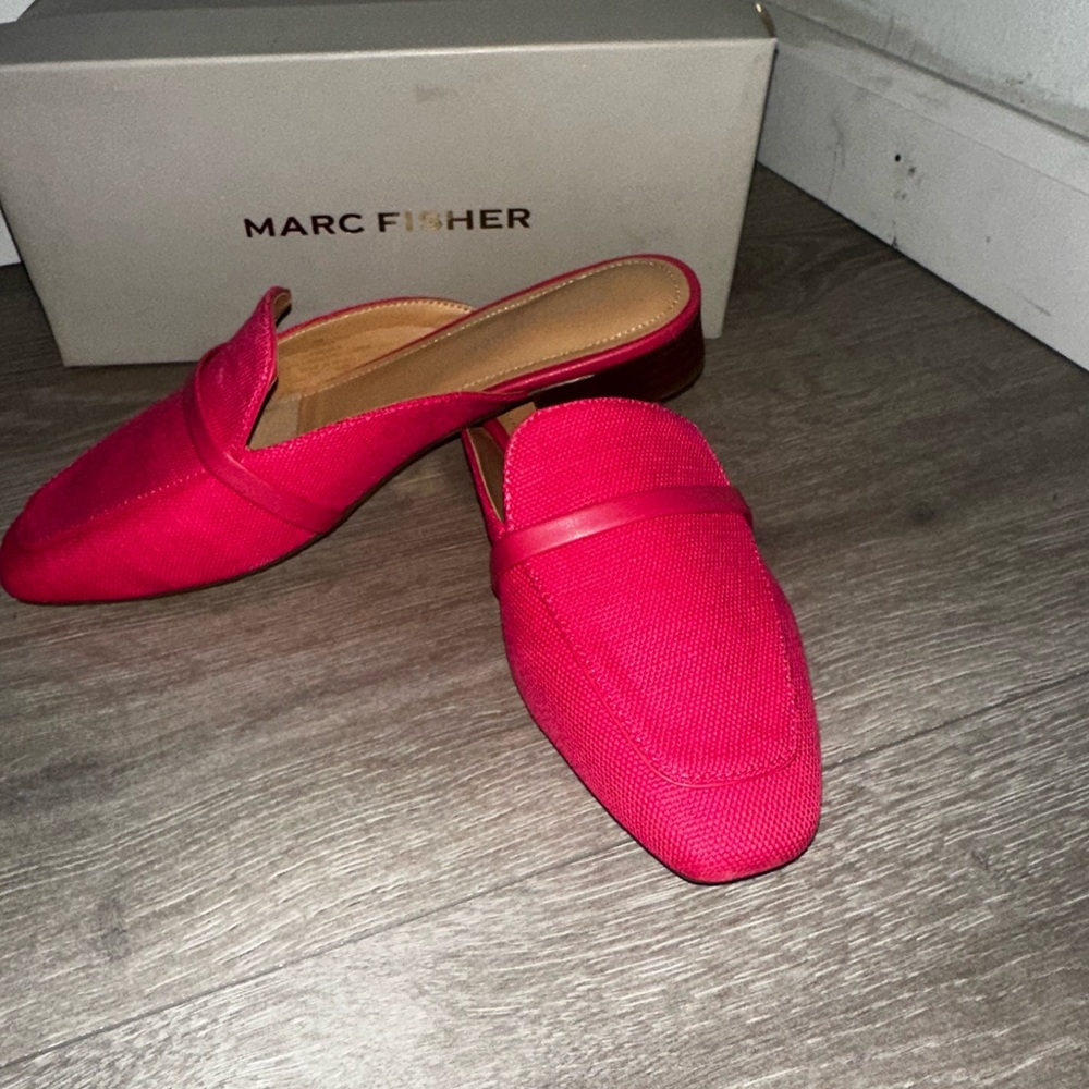 Marc Fisher Women's Pink Loafers - Picture 2 of 4